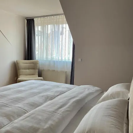 Homely 3 Санкт-Пёльтен